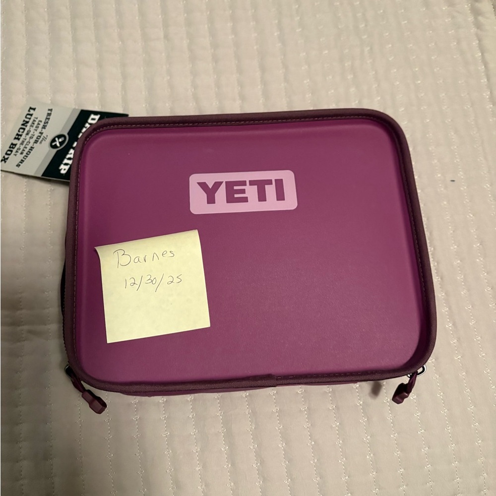 YETI Daytrip Lunch Box in Nordic Purple